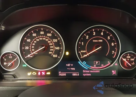 2017 BMW 330I xDrive z USA, uszkodzony, nr VIN WBA8D9G36HNU65633